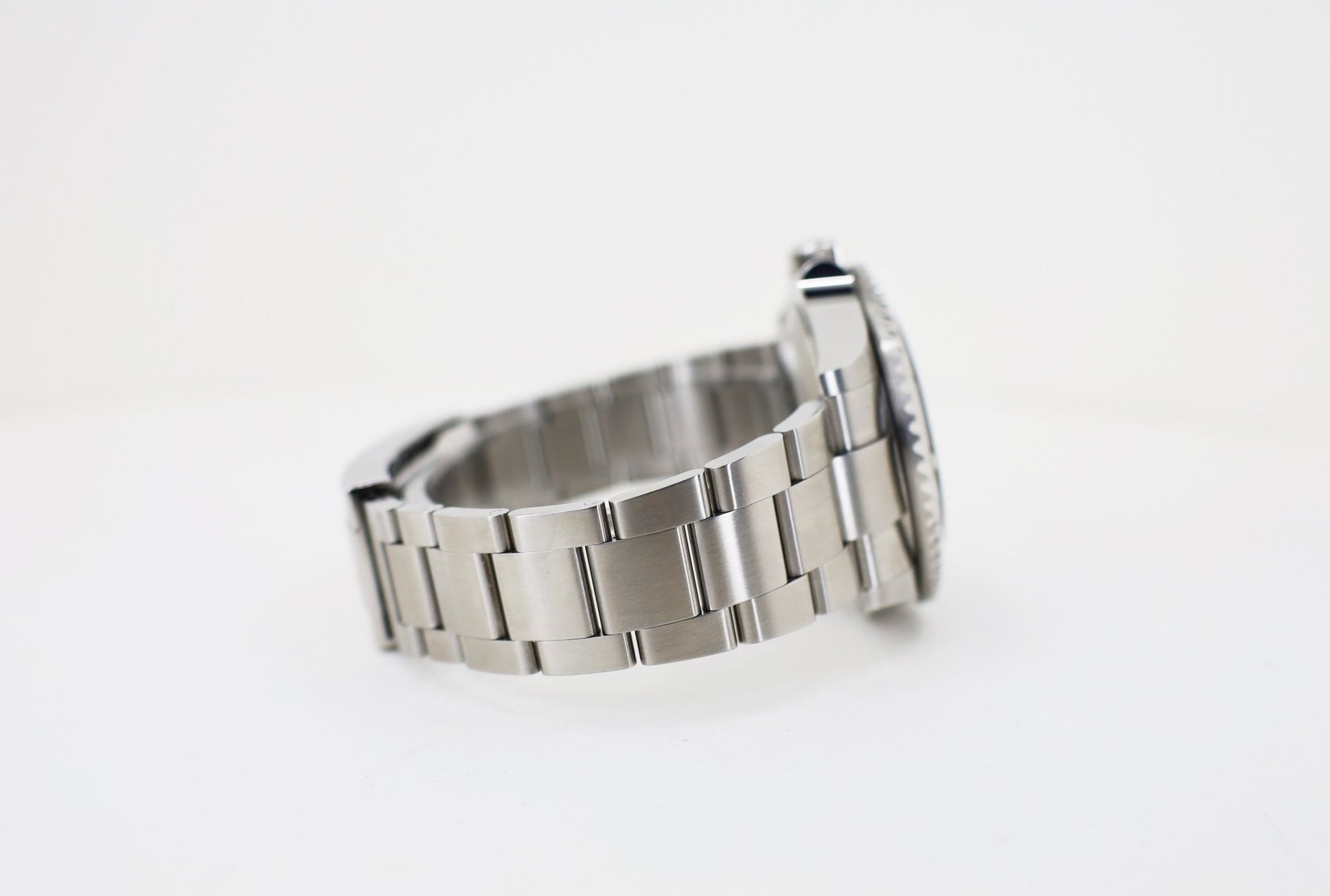 Rolex Sea-Dweller Stainless Steel Black Maxi Dial & Ceramic Bezel Oyster Bracelet 43mm 126600 - Luxury Time NYC