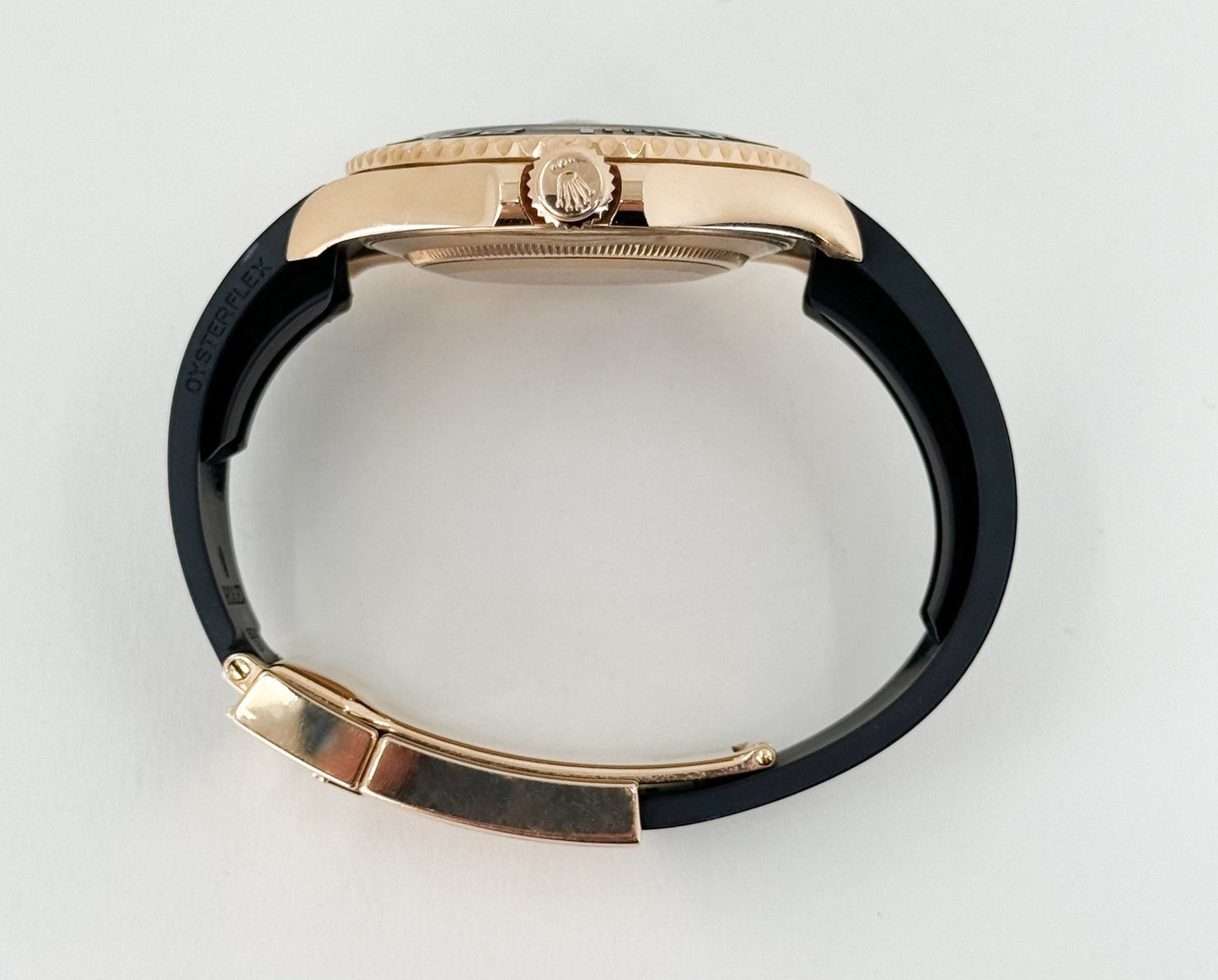 Rolex Yacht-Master 40 Rose Gold Everose 18k Black Dial Ceramic Bezel Oysterflex Rubber Bracelet 116655 - Luxury Time NYC